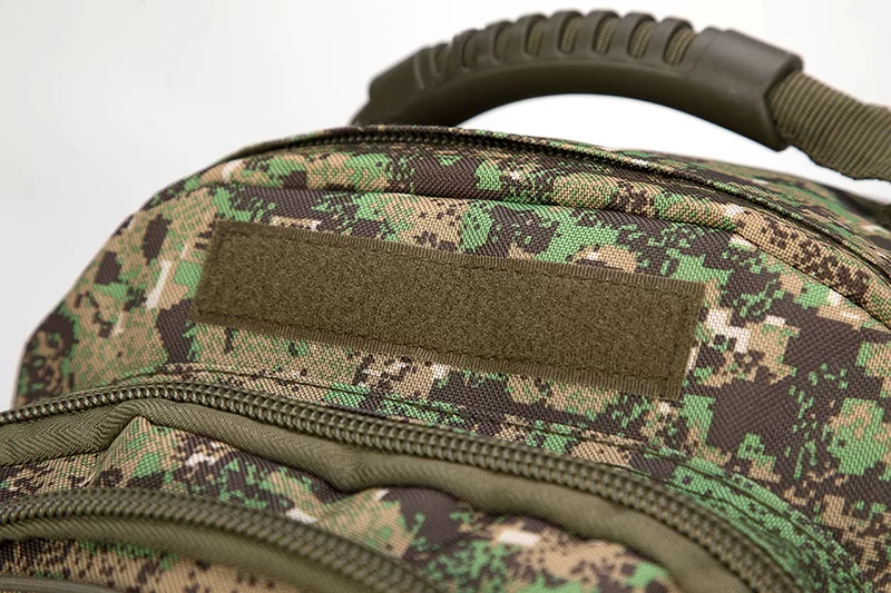 taktischer Rucksack mit Klettverschluss