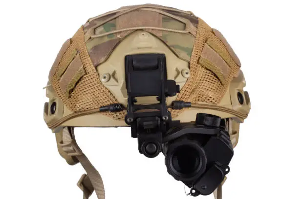 casque tactique avec vision nocturne