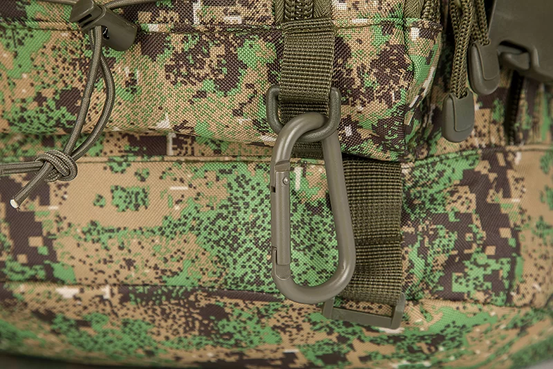 Tactical Digital Camo Rucksack mit Karabiner