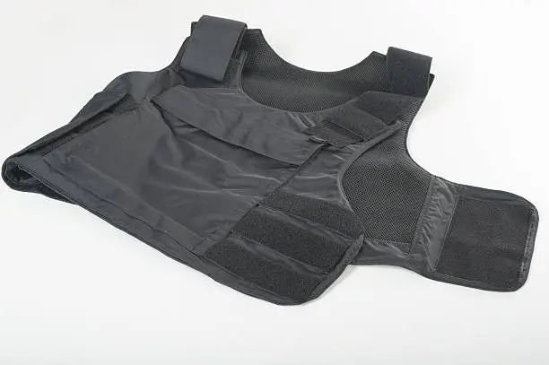 colete tático preto
