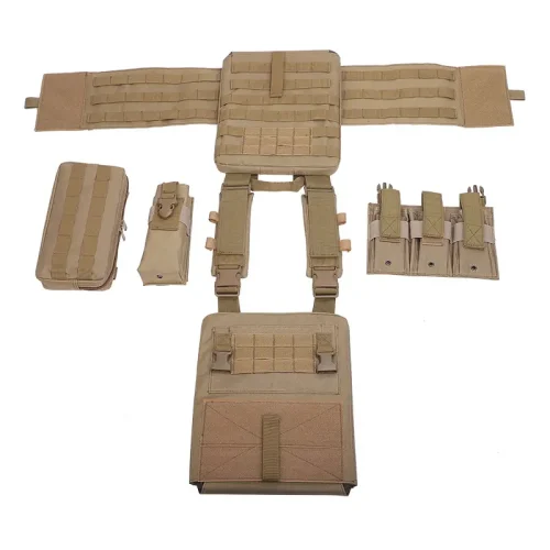 gilet tactique modulaire de couleur beige avec poches détachables