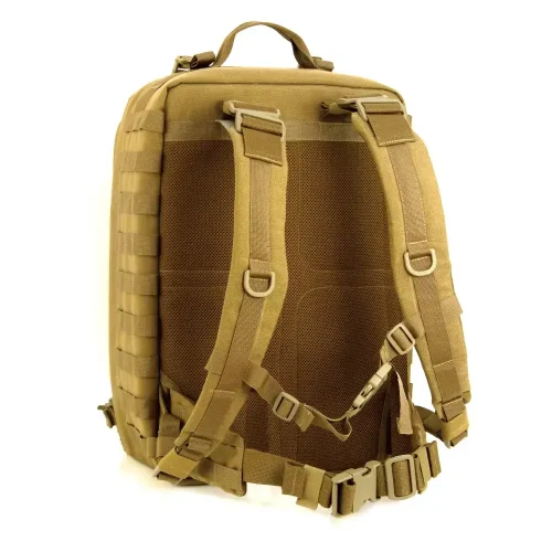 solbrun taktisk molle-ryggsäck med justerbara axelremmar