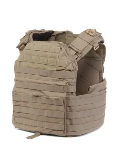 Gilet tattico militare desertico.