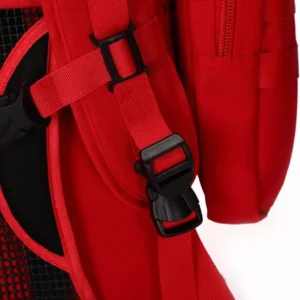 pouche dan tali bahu yang dapat dilepas