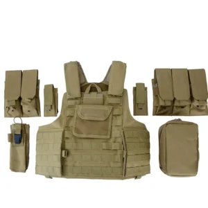 Kit de chaleco táctico de color canela compuesto por chaleco principal, bolsillos dobles, bolsa multiusos y bolsa de administración.