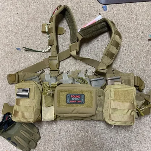 Tactical Magazine Carrier with Adjustable Straps
